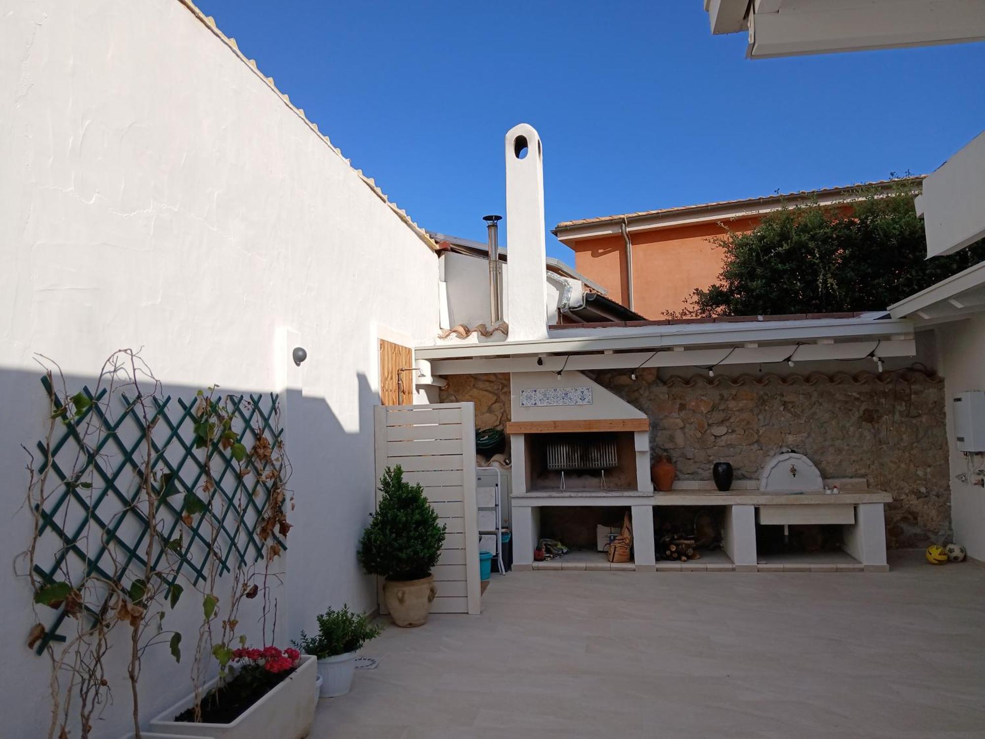 Casa Mascia Pinna Holiday home *